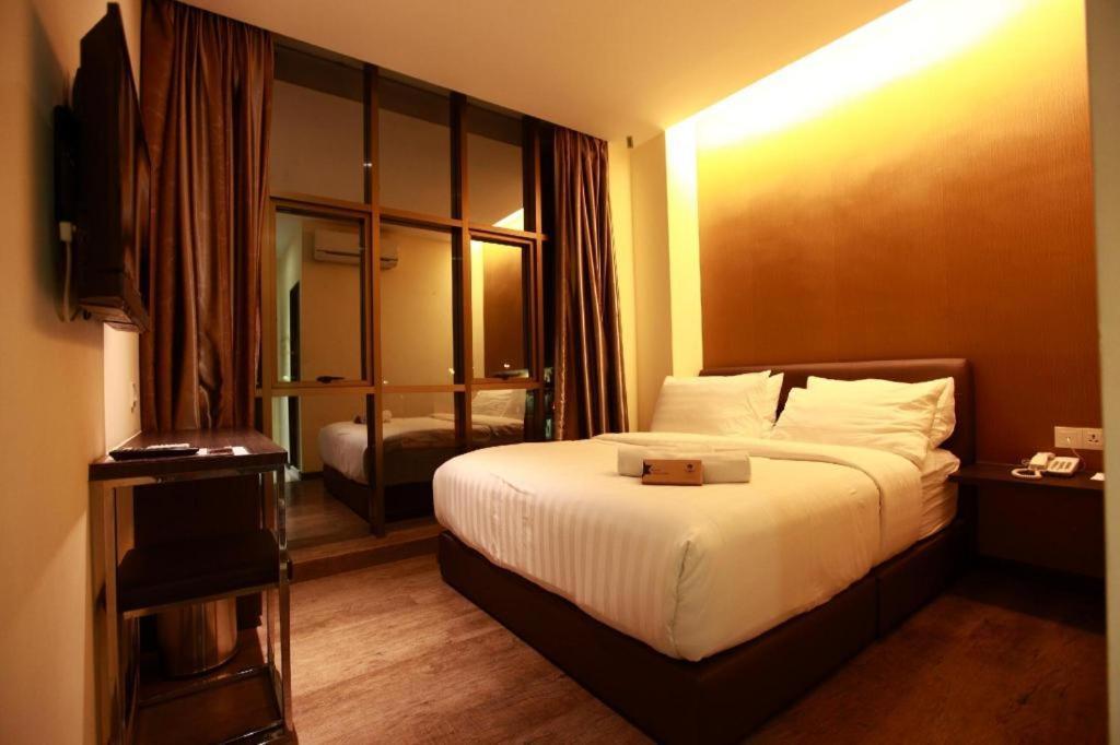 Starz Hotel Kluang Dış mekan fotoğraf